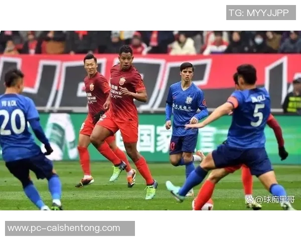 波斯光荣与上海申花的巅峰对决展现足球魅力与激情的精彩时刻 波斯光荣与上海申花的巅峰对决展现足球魅力与激情的精彩时刻